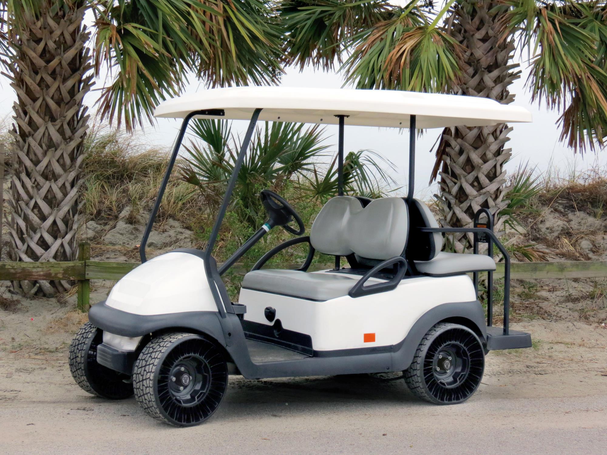 Golf Cart with the Michelin X-tweel